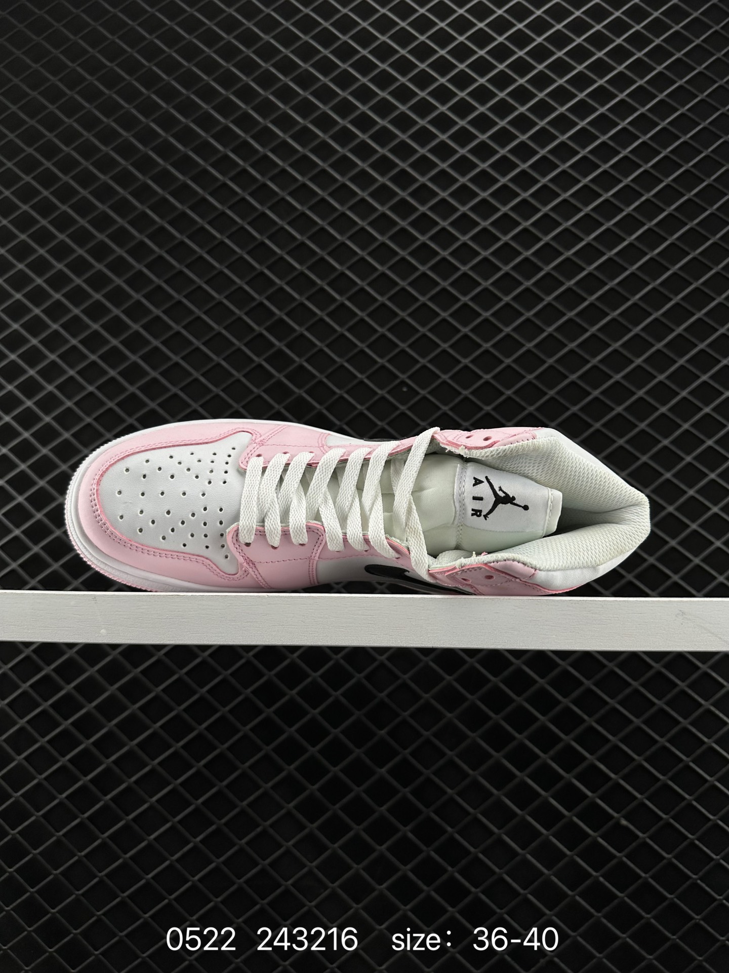 Nike Air Jordan 1 Retro High OG”Black/White“